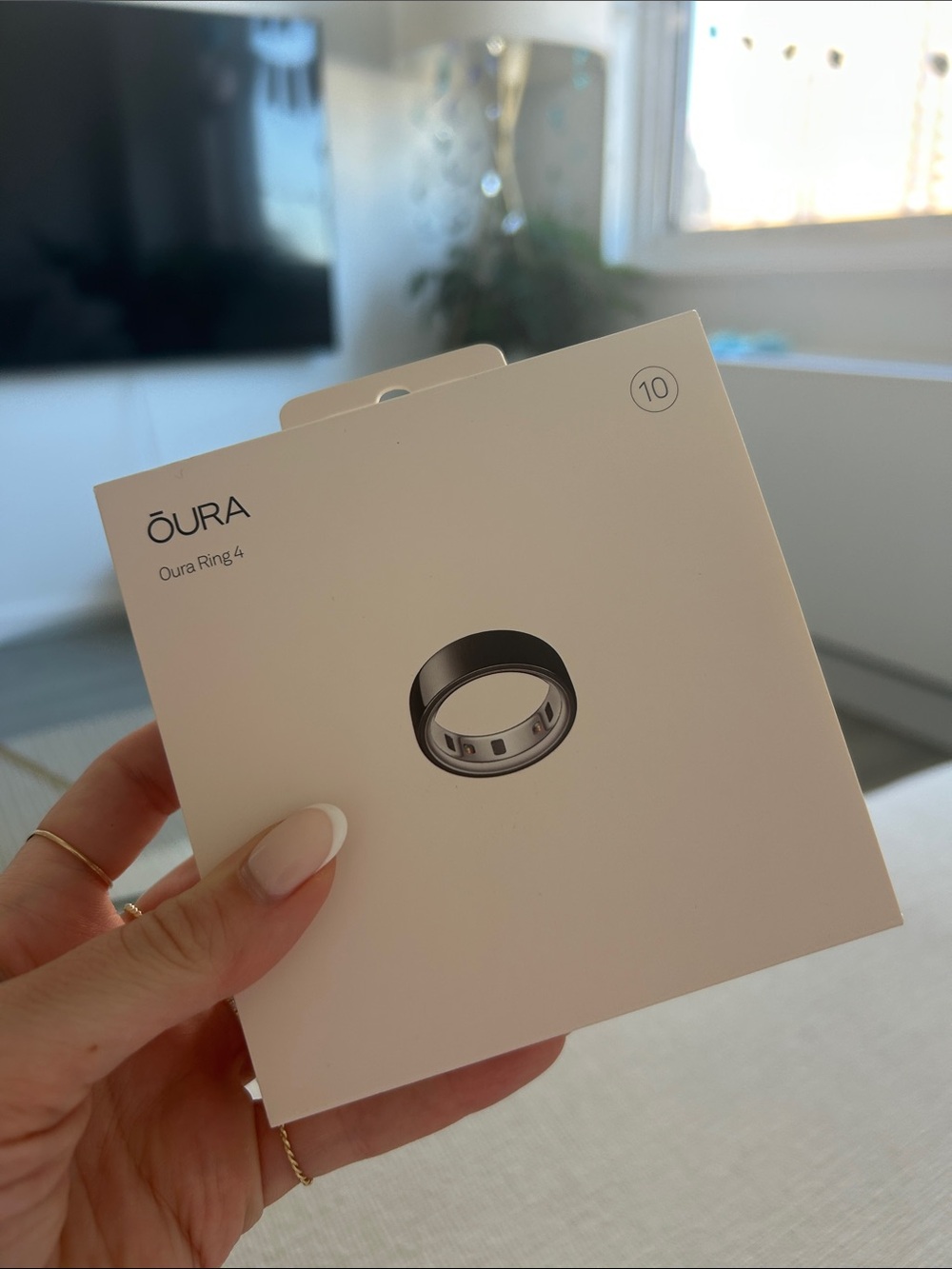 New Oura Ring 4 Black/Silver (Size 10) - Never used, gifted wrong size